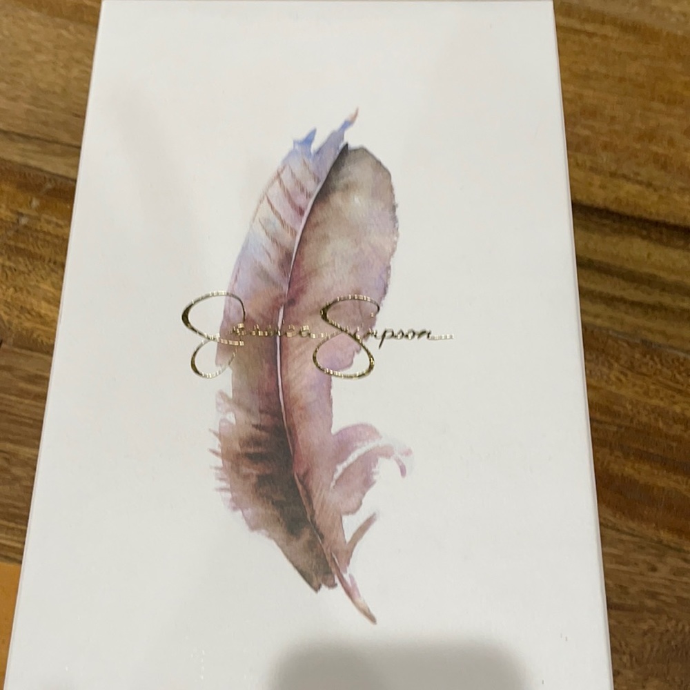 Jessica Simpson Raspberry heels - Picture 4 of 5